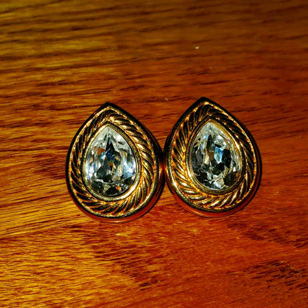 Swarovski with Gold Tear Drop Earrings